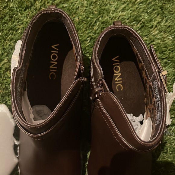 Vionic Upton Leather Ankle Boots Orthaheel Zip Deco Buckle new - Picture 9 of 15